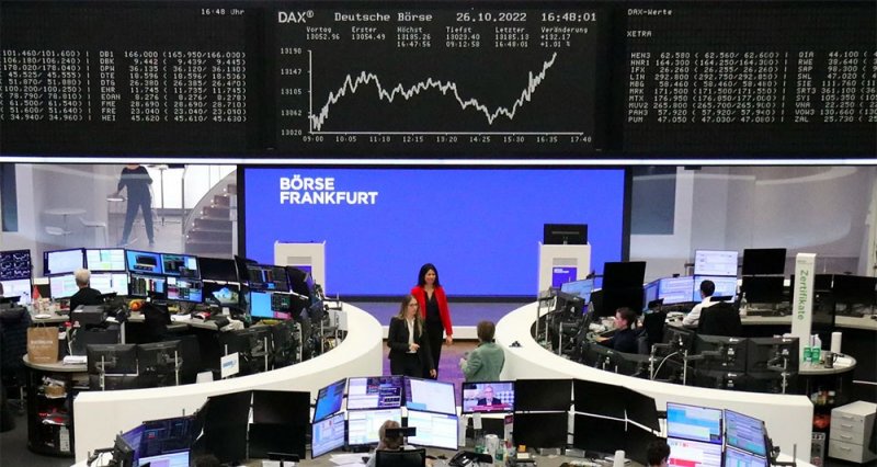 أسهم أوروبا تعوض بعض الخسائر بعد تراجعها خلال جلستين متتاليتين