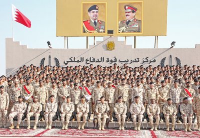 رئيس هيئة الأركان يحضر حفل تخريج إحدى دورات المستجدين العسكريين