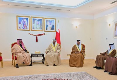 سمو محافظ المحافظة الجنوبية يستقبل القائم بأعمال سفارة المملكة العربية السعودية لدى مملكة البحرين