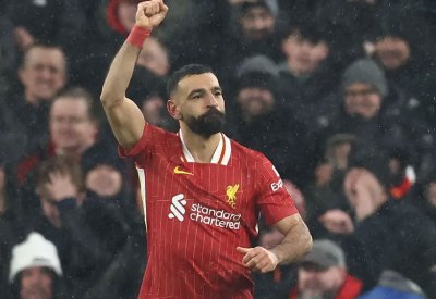 انتقال محمد صلاح إلى الهلال السعودي.. مصدر يكشف التفاصيل
