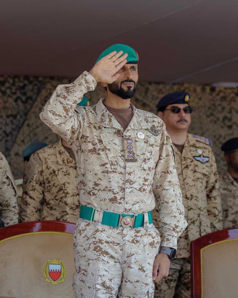 سمو الشيخ ناصر بن حمد يشهد المرحلة الختامية للتمرين الجوي المشترك (جند السماء/2)