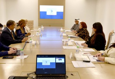 سعي لتنفيذ برامج ومبادرات لدعم المرأة في الأسر المنتجة وتعزيز قدراتها وإمكاناتها لتكون رائدة أعمال