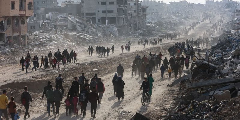 أهالي غزة يعودون إلى منازلهم بعد بدء الهدنة.. هذا ما وجدوه