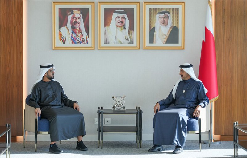 وزير المواصلات والاتصالات يستقبل سفير دولة الإمارات العربية المتحدة لدى مملكة البحرين