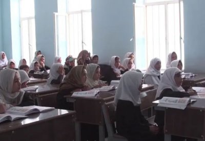 أفغانستان.. مسؤول بحكومة طالبان: القيود على تعليم الفتيات ضد الشريعة