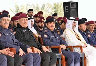 بالصور.. وزير الداخلية يشهد تخريج دورة الصاعقة التأسيسية الـ 38