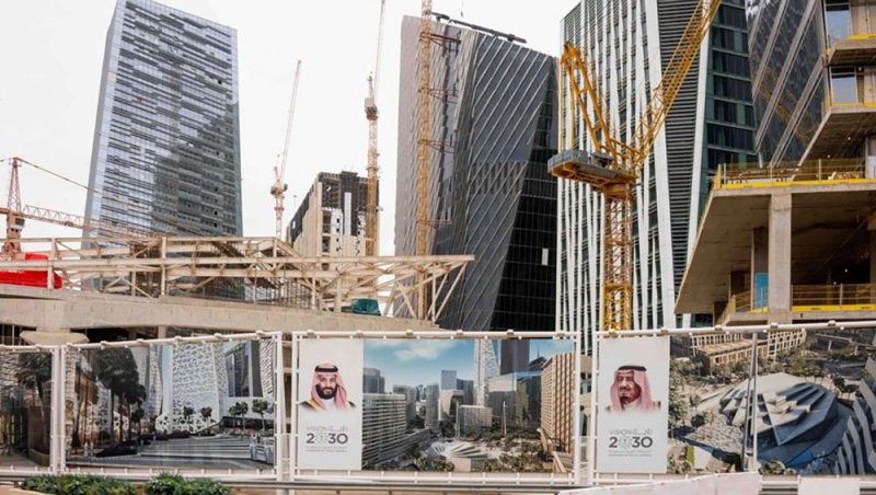 السعودية تتخطى المستويات المستهدفة للاستثمارات في إطار رؤية 2030