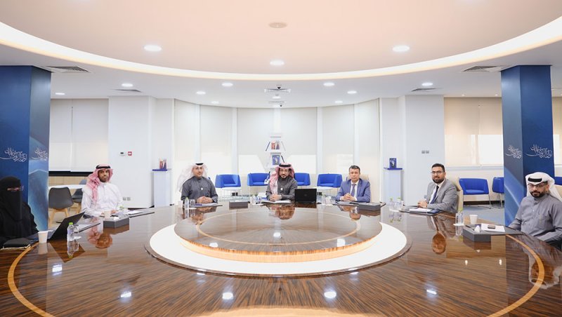 مركز دراسات يشكل لجنة متخصصة لتعزيز برامج البحث العلمي في مجال الأمن السيبراني
