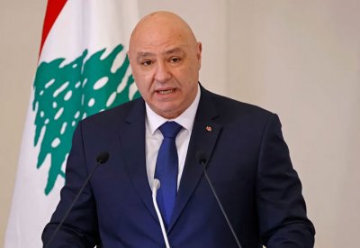 رئيس لبنان يشدد على ضرورة عودة النازحين السوريين لبلادهم
