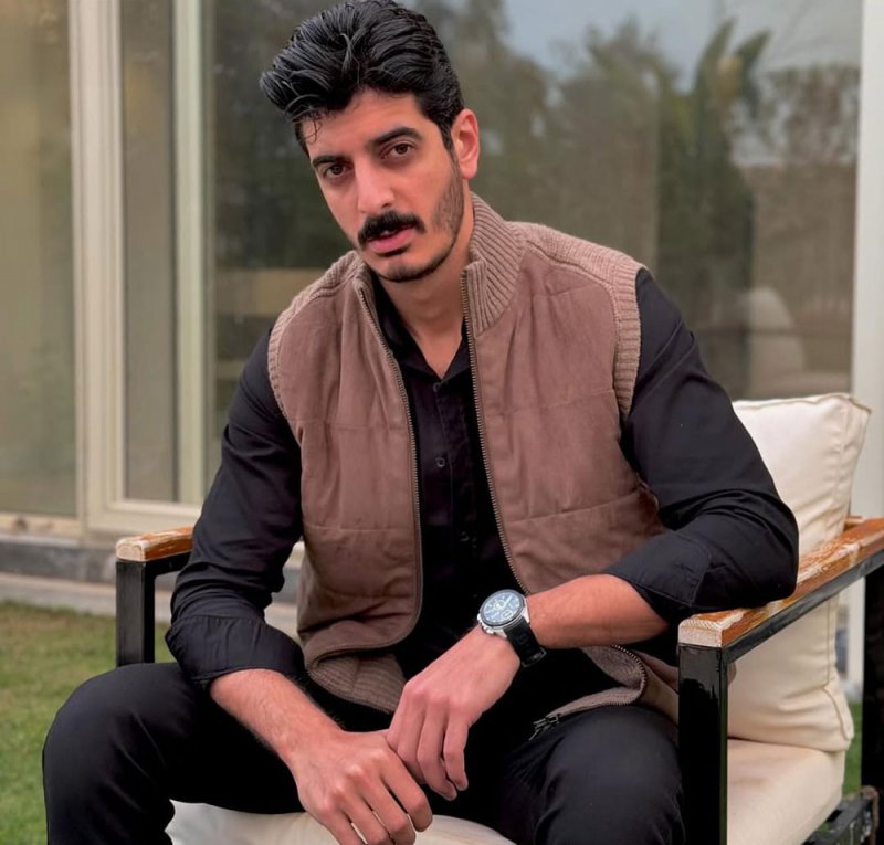 محمد شاكر يخوض تجربة جديد في مسلسل "غموض"