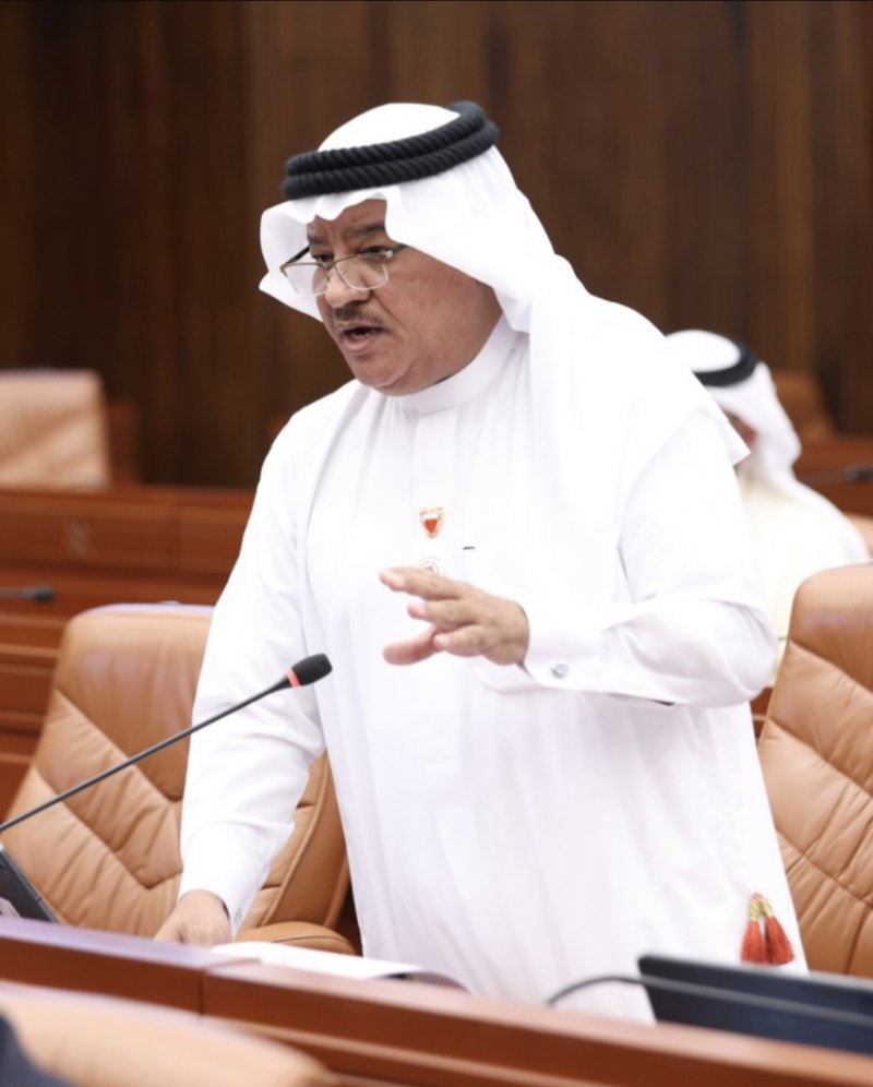 مساجد “ثالثة المحرق” مهددة بالسقوط على المصلين