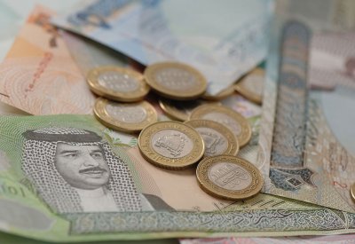 "نواب" يطالبون بزيادة تعويضات العاطلين إلى 1000 دينار