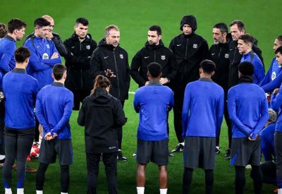 مدرب برشلونة يعلن غياب نجمه عن موقعة فالنسيا