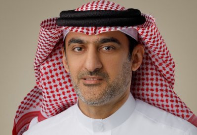 منح الجمهورية الإيطالية حق السيادة على معلومات المشتركين التابعين لها