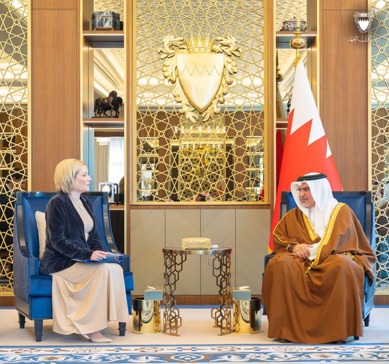 سمو ولي العهد رئيس مجلس الوزراء يؤكد على ما وصلت إليه العلاقات البحرينية الروسية من مستويات متميزة بفضل ما تستند إليه من أسسٍ متينة من التعاون والتنسيق المشترك