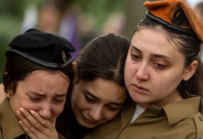 إسرائيل: حصلنا على تعهد من الوسطاء لضمان سلامة أسرانا