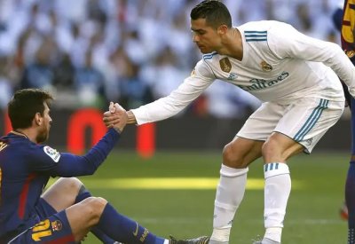 رونالدو يكشف جانباً جديداً من علاقته بميسي