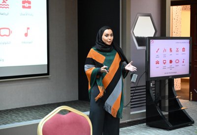 مبادرة "بحريننا" تستعرض معايير تقييم مسابقة تحدي الأجيال في ورشة لموظفي وزارة الإعلام