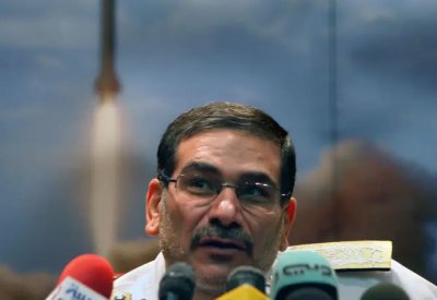 مستشار خامنئي: طهران تدافع بكل قوتها عن برنامجها النووي