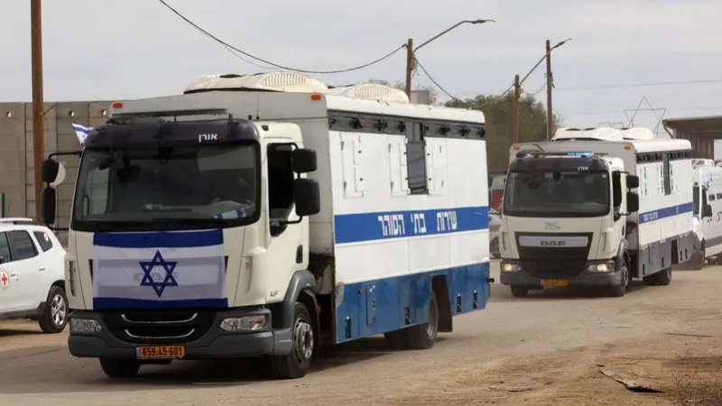 أبعدتهم إسرائيل.. 15 أسيراً فلسطينياً يصلون تركيا