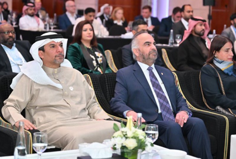 وزير النفط والبيئة يفتتح فعاليات مؤتمر الشرق الأوسط الحادي عشر لزيت الوقود المتبقي والتكنولوجيا المحفزة في الإنتاج