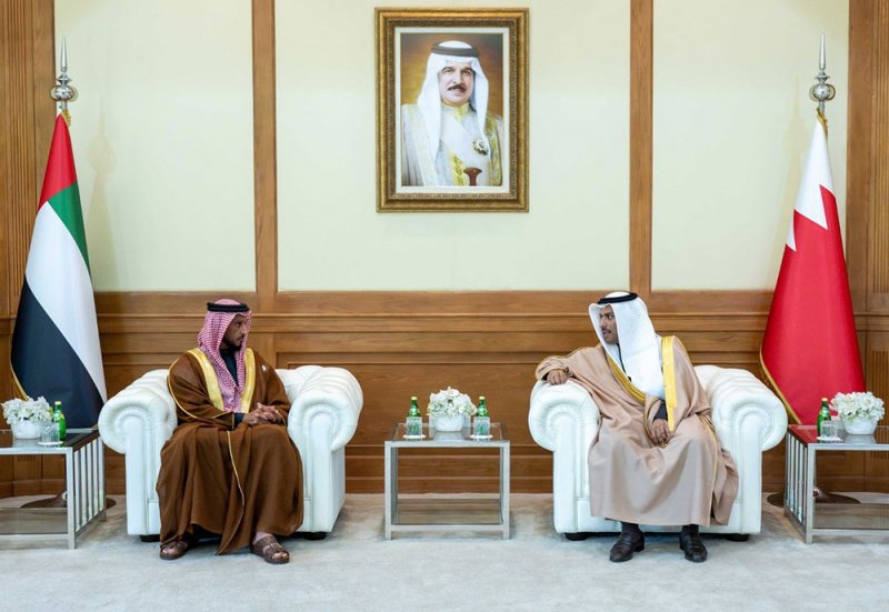 وزير الإعلام يستقبل رئيس المكتب الوطني للإعلام بدولة الإمارات ويشيد بعمق العلاقات الثنائية بين البلدين الشقيقين