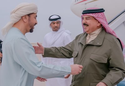جلالة الملك المعظم يصل إلى دولة الإمارات العربية المتحدة