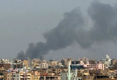 قتال عنيف.. اشتباكات في محاور الخرطوم ومخاوف من تفاقم الأزمة