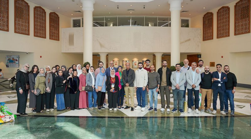 مشاركة متميزة لأطباء الأسنان البحرينيين في مؤتمر ومعرض "إيديك 2025" بدبي