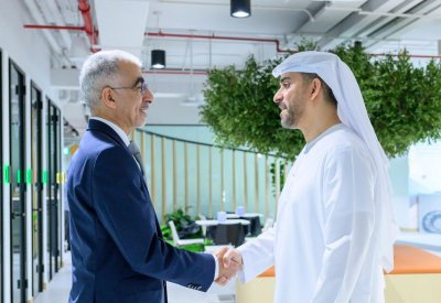 وزير الأشغال يبحث تعزيز التعاون البحريني - الإماراتي في مجال البنية التحتية