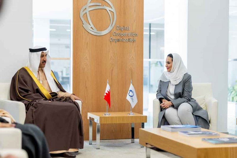 وزير المواصلات والاتصالات يجتمع مع الأمين العام لمنظمة التعاون الرقمي في الرياض