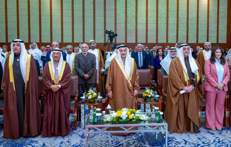 البحرين تولي اهتماماً بالغاً بعملية تحول الطاقة عبر تبني المبادرات وتشجيع استخدام الطاقة المتجددة