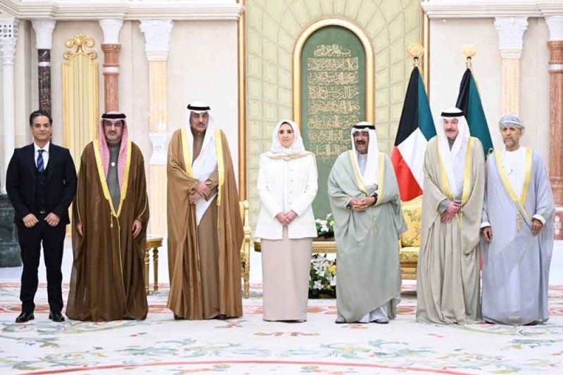 تكريم رئيس "الحكومة الإلكترونية" لجهوده في تحكيم أعمال الدورة الرابعة والعشرين لجائزة سمو الشيخ سالم العلي الصباح للمعلوماتية 2024