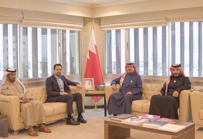 وزير العدل والشؤون الإسلامية والأوقاف يستقبل الأمين العام لمجلس حكماء المسلمين