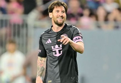 عاصفة ثلجية تؤجل أول ظهور لميسي في "كأس الأبطال"