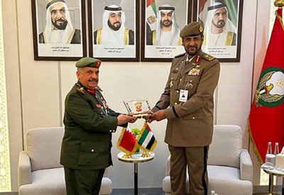 مدير أركان الحرس الوطني يلتقي بقائد الحرس الوطني الإماراتي