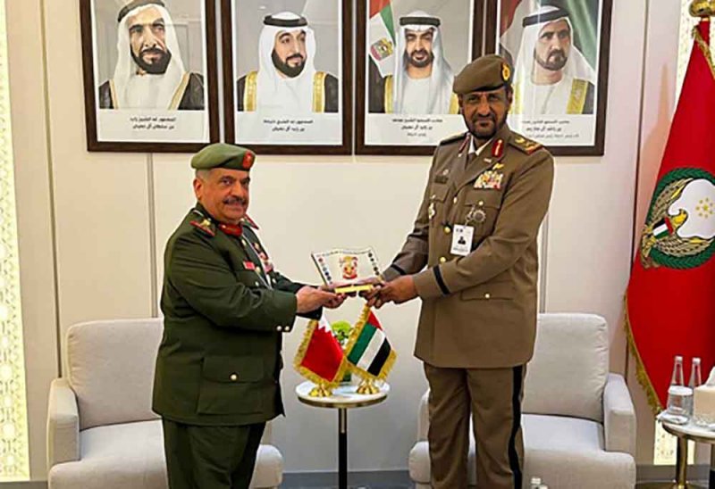 مدير أركان الحرس الوطني يلتقي بقائد الحرس الوطني الإماراتي