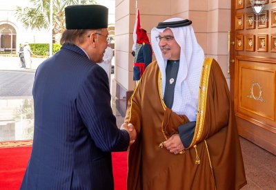 سمو ولي العهد رئيس الوزراء: الدفع بالعلاقات البحرينية الماليزية نحو فضاءات أوسع