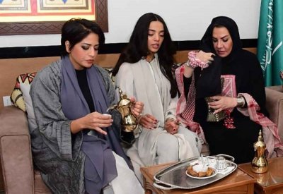السعوديون في مصر يهدون وطنهم (هذي بلادي)