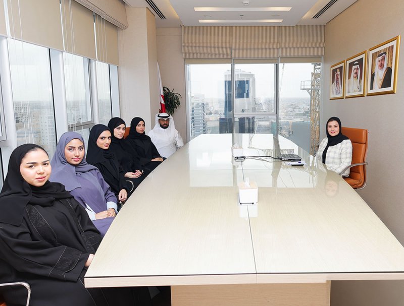 أمانة التظلمات تدرب عددا من طلاب كلية الحقوق بجامعة البحرين