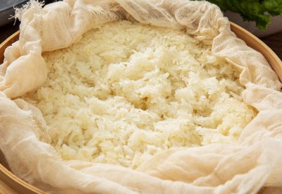 الصين تطور سلالة معدلة وراثيا من الأرز