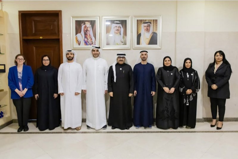 وزير التربية والتعليم يستقبل وكيل وزارة التربية والتعليم بدولة الإمارات العربية المتحدة الشقيقة