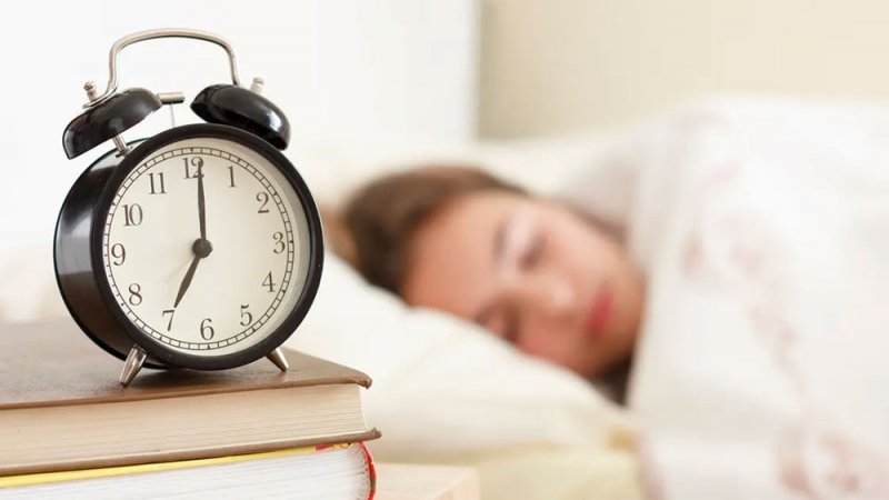 للوقاية من نزلات البرد.. كم عدد ساعات النوم اللازمة لنظام مناعي مثالي؟