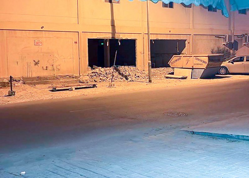 أهالي الحجيات 939: أوقفوا  التوسع العشوائي للمحال التجارية