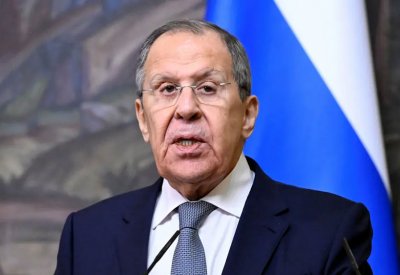 لافروف: خطاب ماكرون بشأن النووي تهديد لروسيا