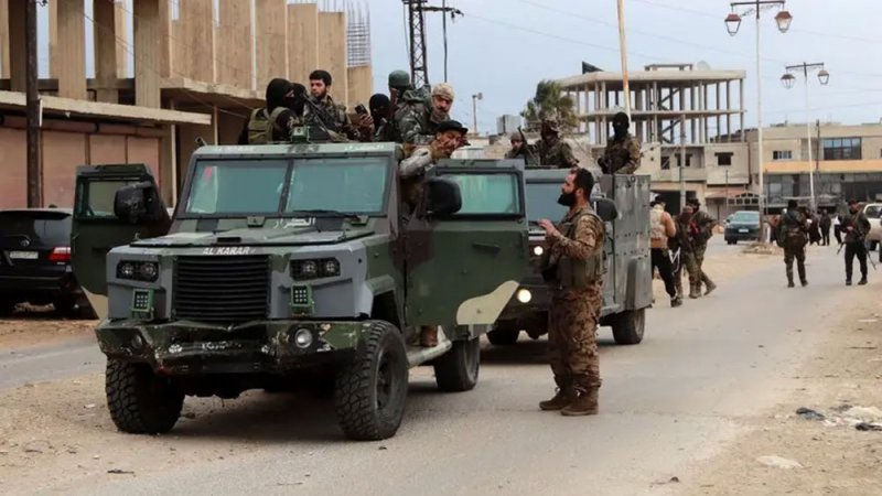 "الدفاع السورية": مستمرون بملاحقة فلول الأسد.. والأوضاع تحت السيطرة الكاملة