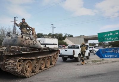 اشتباكات بمحطة غاز في بانياس.. ومقبرة جماعية في القرداحة