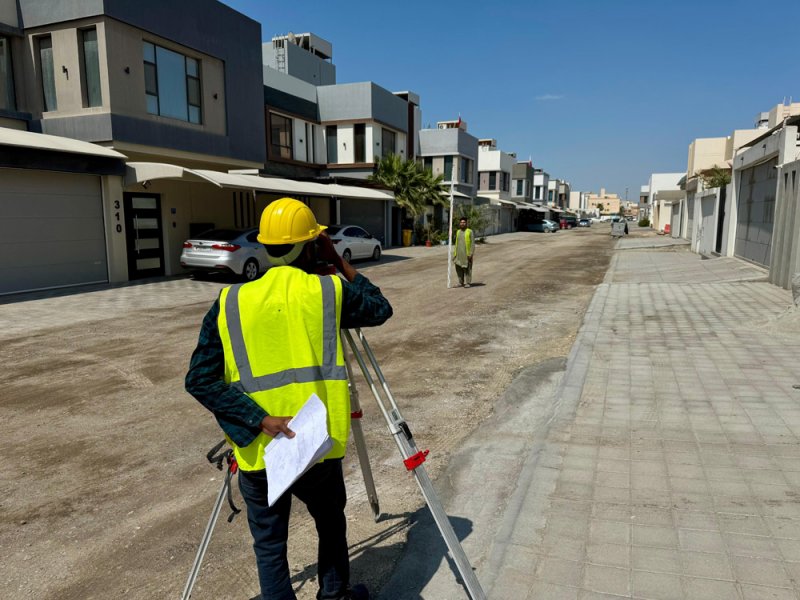 البدء بإنشاء المرحلة الرابعة لشبكة الصرف الصحي في مجمع 1038 بصدد