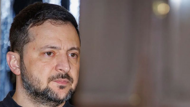 زيلينسكي يقترح تبادل الأسرى مع روسيا كخطوة لبناء الثقة مع موسكو