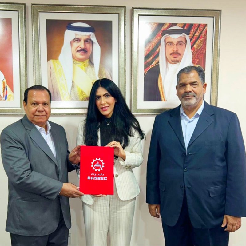 شركة البحرين لتصليح السفن والهندسة تدعم مركز تمكين شباب رأس رمان بتوفير وحدات تكييف
